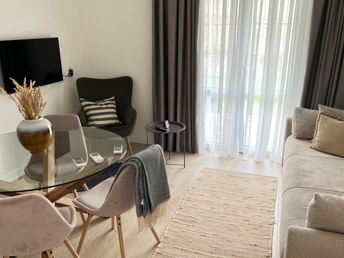 באר Apartments Mrdak מראה חיצוני תמונה