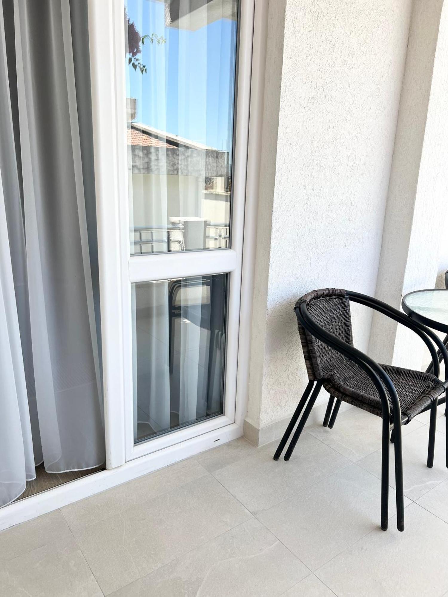 באר Apartments Mrdak מראה חיצוני תמונה